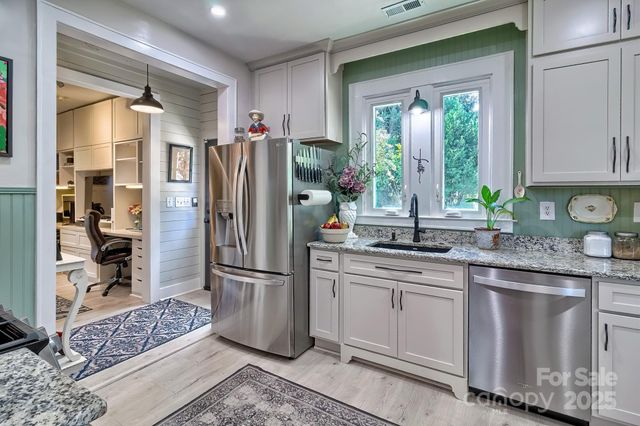 207 W Richland Street, Kershaw, SC 29067