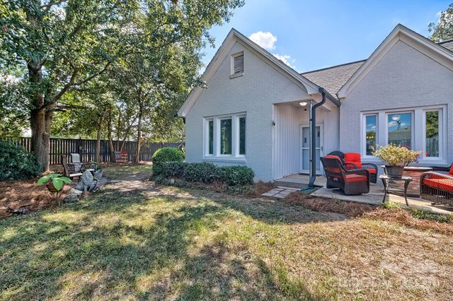 207 W Richland Street, Kershaw, SC 29067