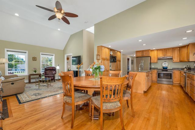 54 Liberty Lane, Barrington, NH 03825