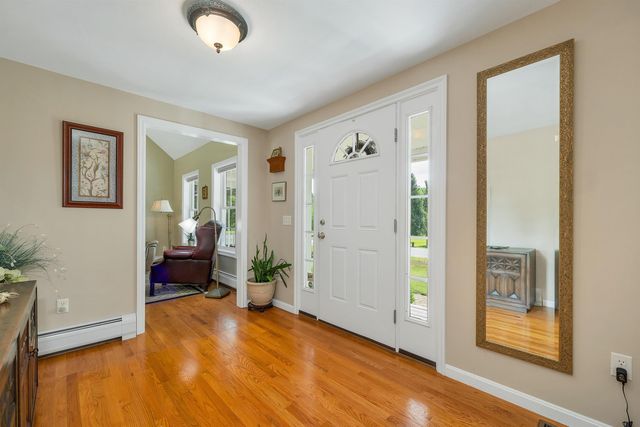 54 Liberty Lane, Barrington, NH 03825