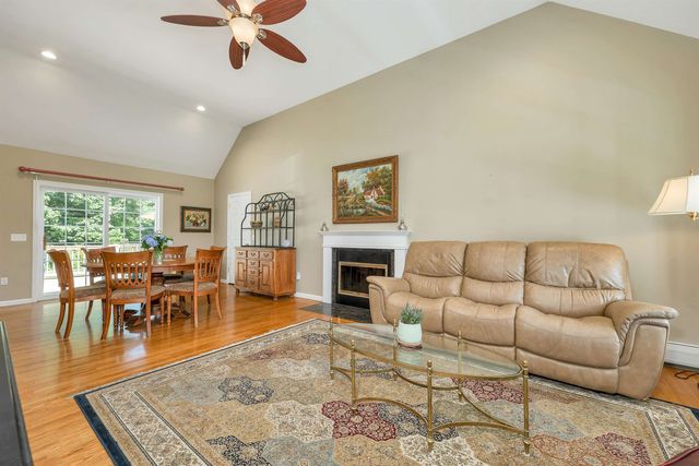 54 Liberty Lane, Barrington, NH 03825