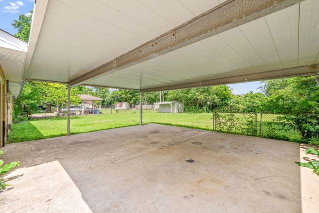 101 Susan St, Clarksville, TN 37042