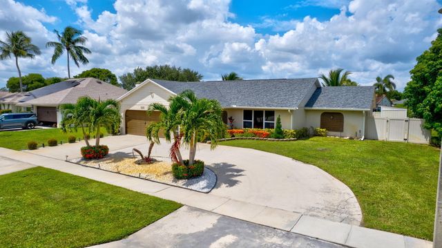 1104 Jackpine Street, Wellington, FL 33414