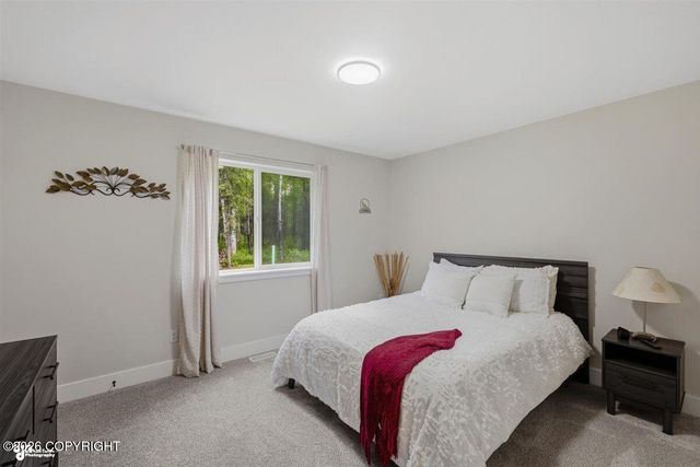 4431 E Cobblestone Drive, Wasilla, AK 99654