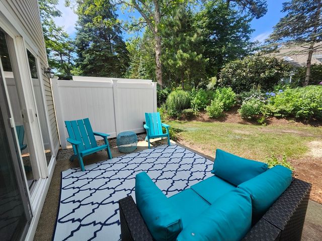 3 Howland Cir 3, Brewster, MA 02631