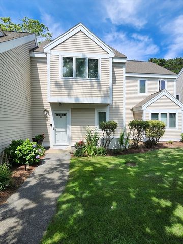 3 Howland Cir 3, Brewster, MA 02631