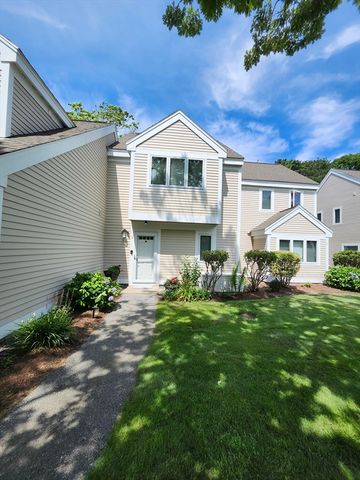 3 Howland Cir 3, Brewster, MA 02631