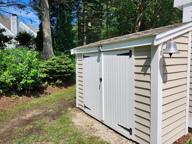 3 Howland Cir 3, Brewster, MA 02631