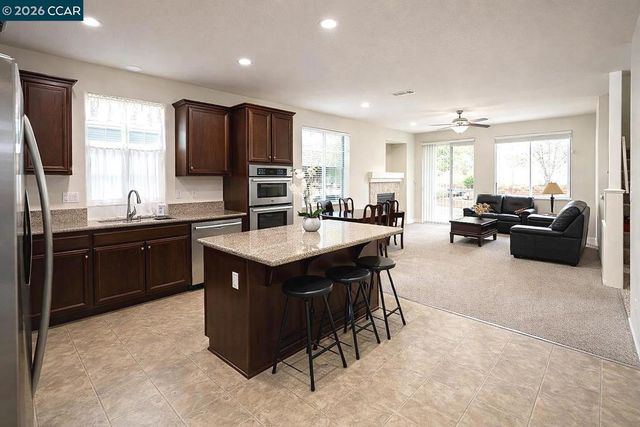 5041 5041 Escalon Cir, Richmond, CA 94803