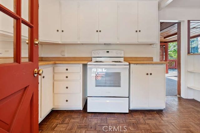 9204 Notre Dame, Chatsworth, CA 91311
