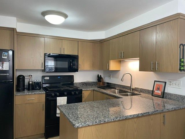 6845 N NORTHWEST Highway 6845-1W, Chicago, IL 60631