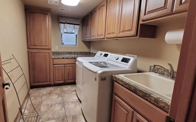 5004 Mirada Court NW, Albuquerque, NM 87120