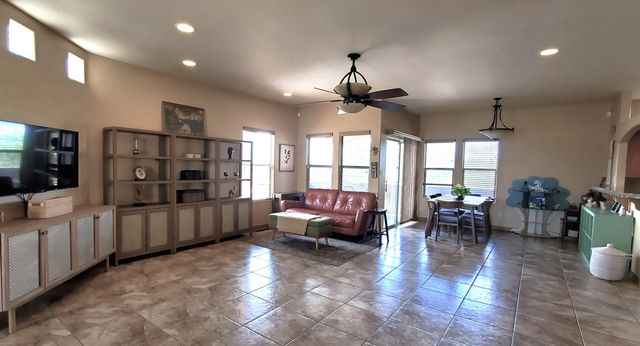 5004 Mirada Court NW, Albuquerque, NM 87120