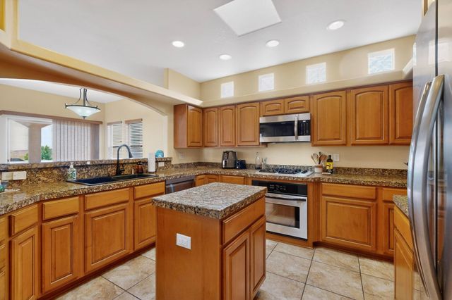 5004 Mirada Court NW, Albuquerque, NM 87120