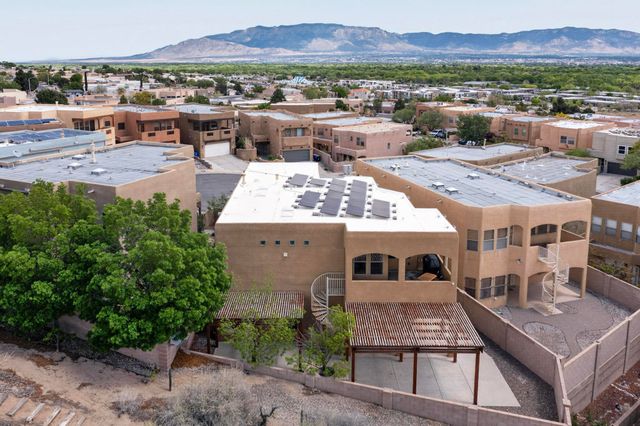 5004 Mirada Court NW, Albuquerque, NM 87120