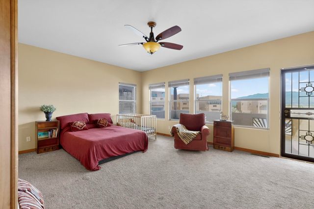 5004 Mirada Court NW, Albuquerque, NM 87120