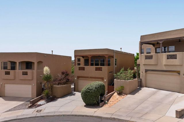 5004 Mirada Court NW, Albuquerque, NM 87120