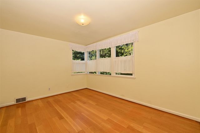 4528 NE 54th Street, Seattle, WA 98105