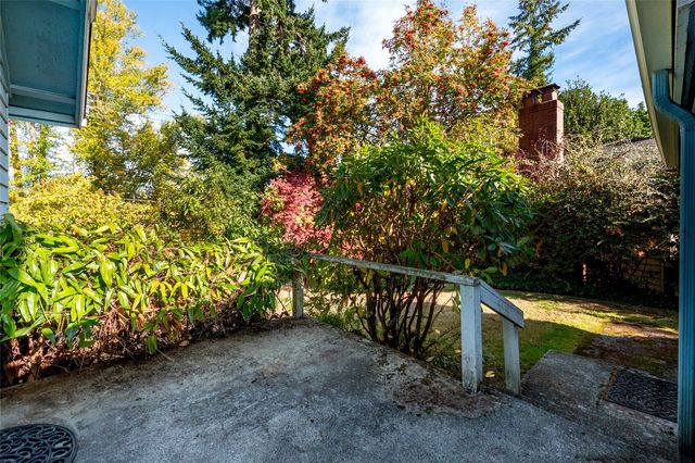 4528 NE 54th Street, Seattle, WA 98105