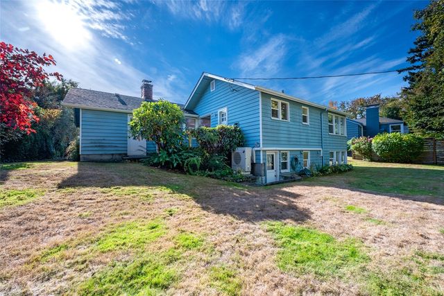 4528 NE 54th Street, Seattle, WA 98105