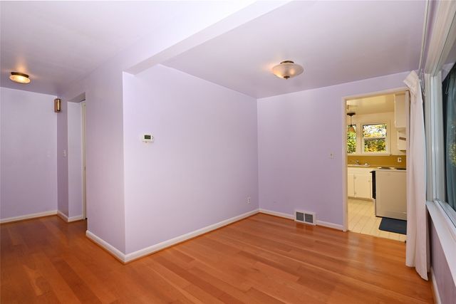 4528 NE 54th Street, Seattle, WA 98105