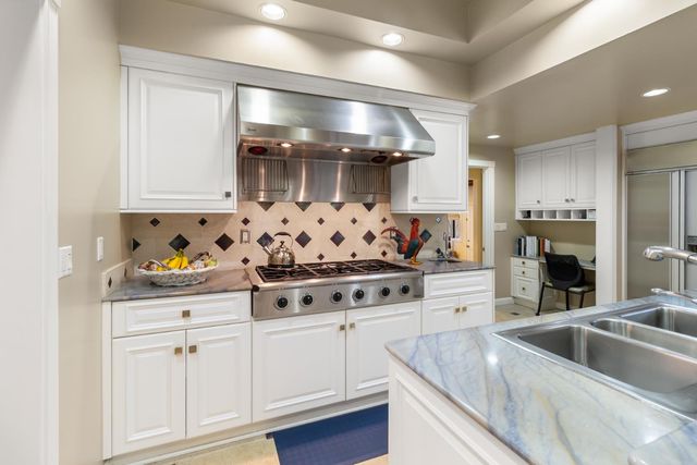 4320 Rand Ln, Sacramento, CA 95864