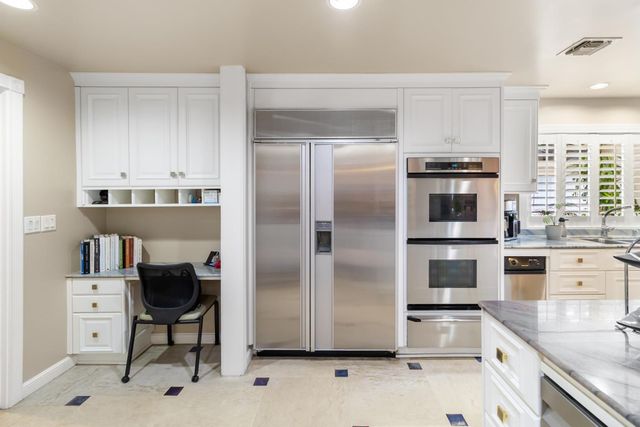 4320 Rand Ln, Sacramento, CA 95864