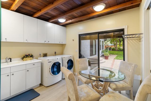 4320 Rand Ln, Sacramento, CA 95864