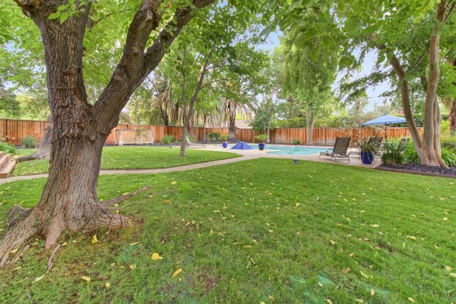 4320 Rand Ln, Sacramento, CA 95864