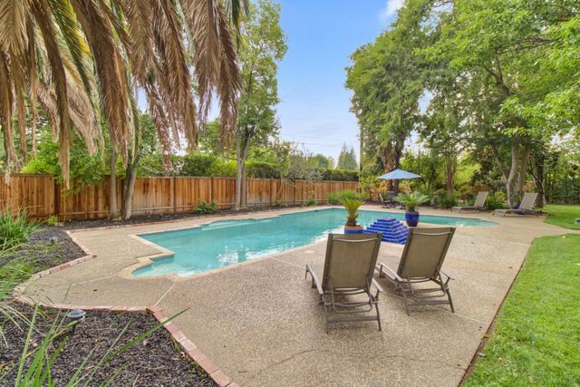 4320 Rand Ln, Sacramento, CA 95864