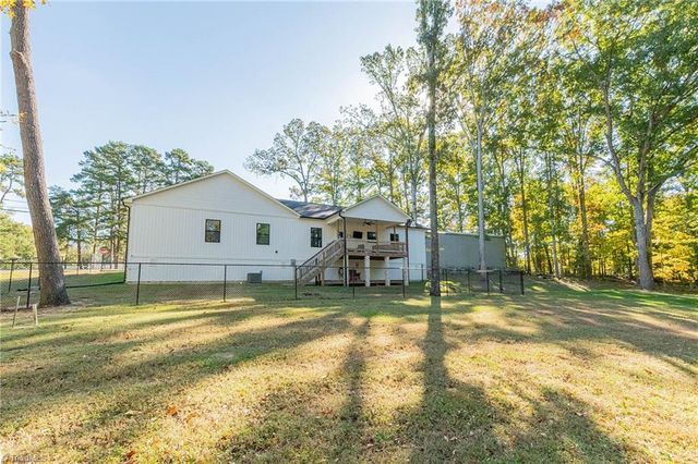 4907 Lanvale Avenue, Trinity, NC 27370