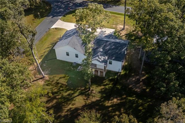 4907 Lanvale Avenue, Trinity, NC 27370