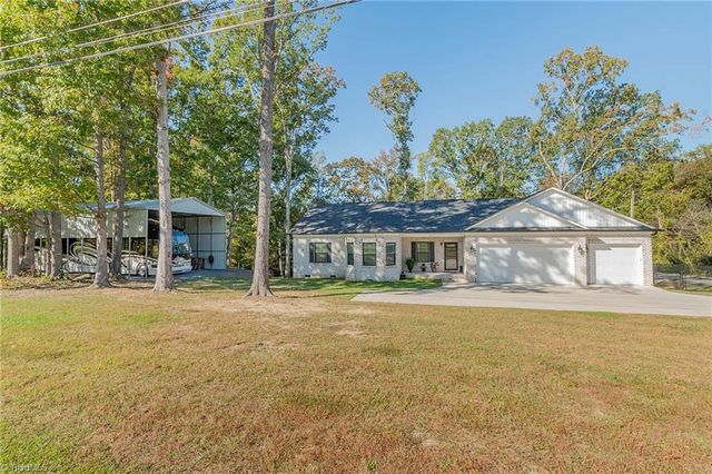 4907 Lanvale Avenue, Trinity, NC 27370