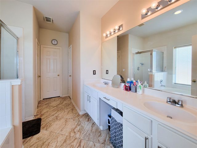 11811 Champions Grove Lane, Houston, TX 77066