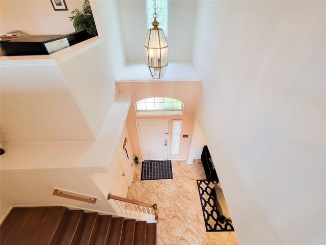 11811 Champions Grove Lane, Houston, TX 77066