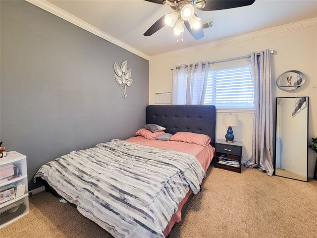 11811 Champions Grove Lane, Houston, TX 77066