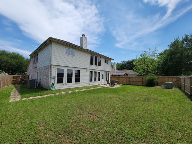 11811 Champions Grove Lane, Houston, TX 77066
