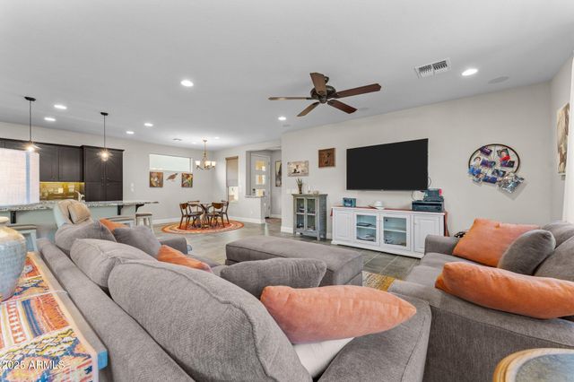 4435 Covered Wagon Trail, Wickenburg, AZ 85390