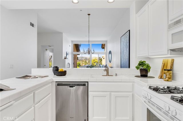 27689 Via Sequoia, San Juan Capistrano, CA 92675