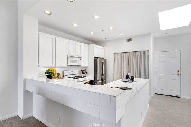 27689 Via Sequoia, San Juan Capistrano, CA 92675