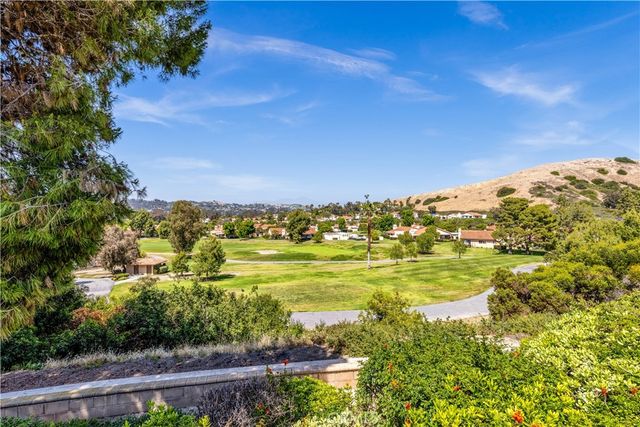 27689 Via Sequoia, San Juan Capistrano, CA 92675