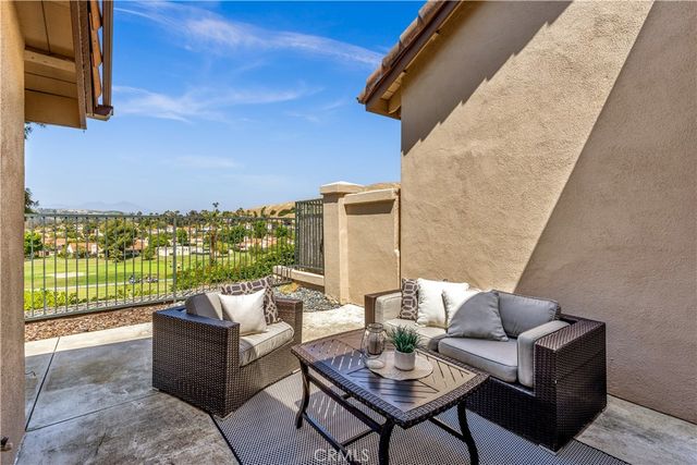 27689 Via Sequoia, San Juan Capistrano, CA 92675