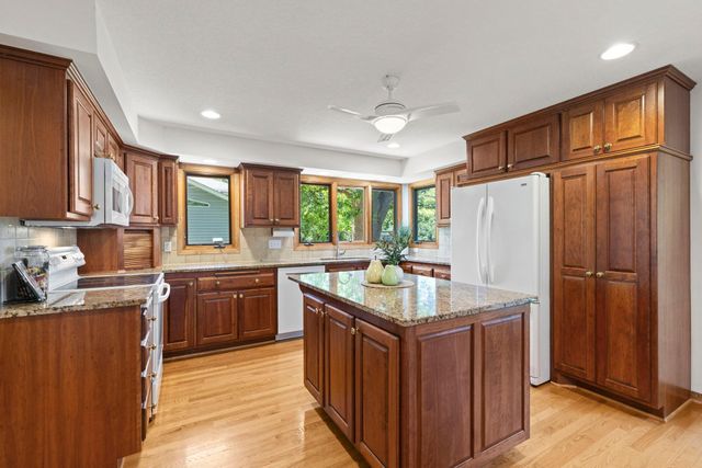 5164 Saint Moritz Drive, Fridley, MN 55421
