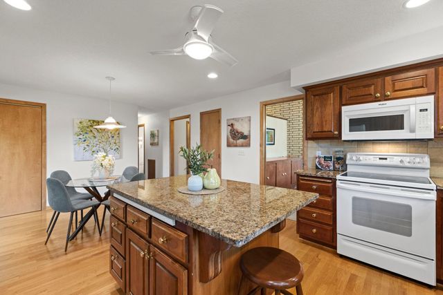 5164 Saint Moritz Drive, Fridley, MN 55421