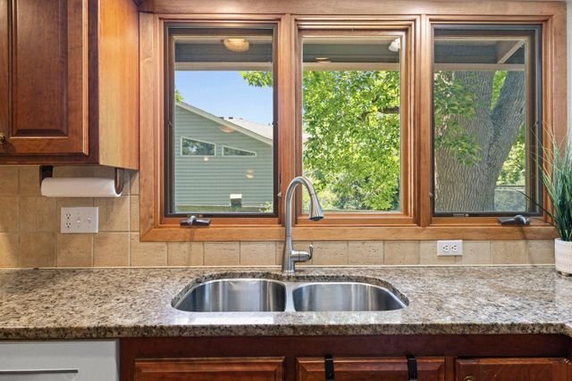 5164 Saint Moritz Drive, Fridley, MN 55421
