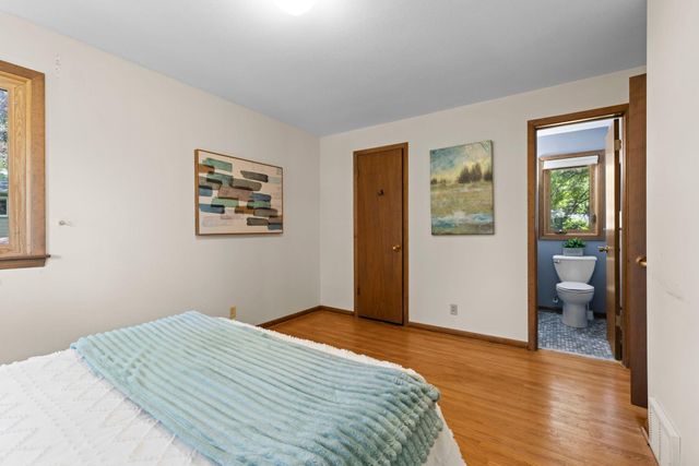 5164 Saint Moritz Drive, Fridley, MN 55421