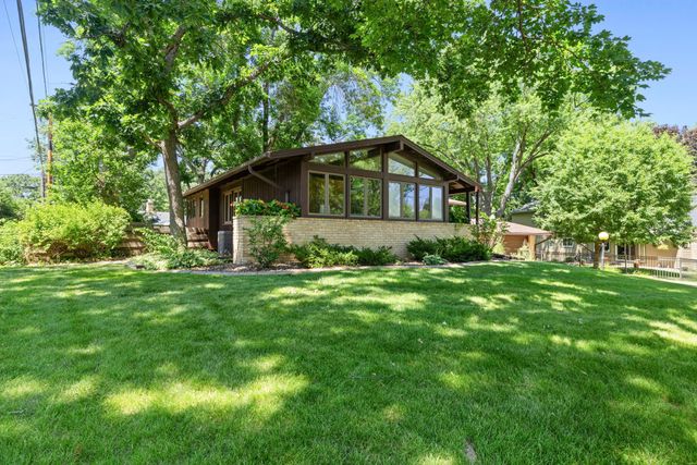 5164 Saint Moritz Drive, Fridley, MN 55421