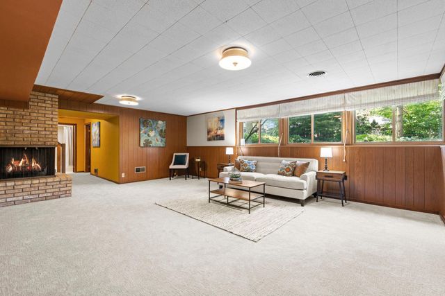 5164 Saint Moritz Drive, Fridley, MN 55421
