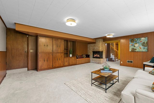 5164 Saint Moritz Drive, Fridley, MN 55421