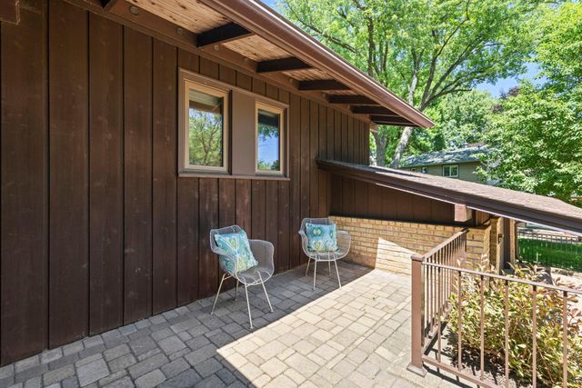 5164 Saint Moritz Drive, Fridley, MN 55421